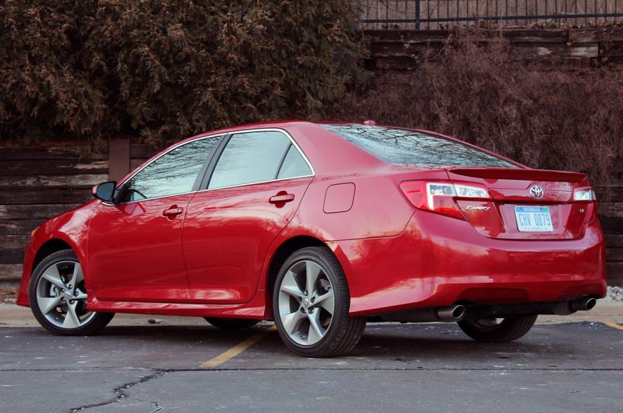  Toyota Camry SE V6 2012 года  (фото 37 из 37)